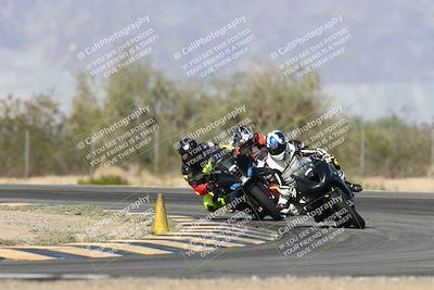 media/Nov-16-2025-Race Pace (Sun) [[8c5fa54630]]/Verified Riders/2-Turn 7 (945am)/